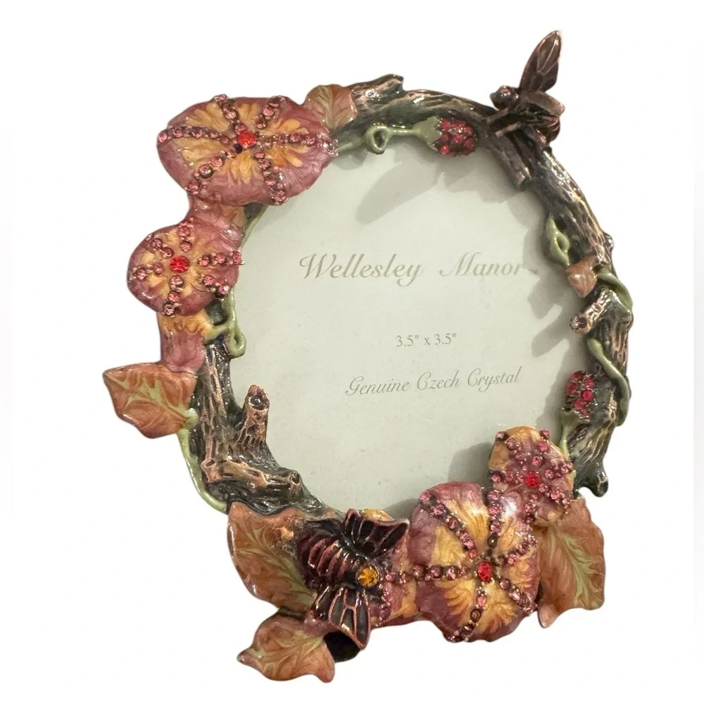 Vintage Wellesley Manor 3.5